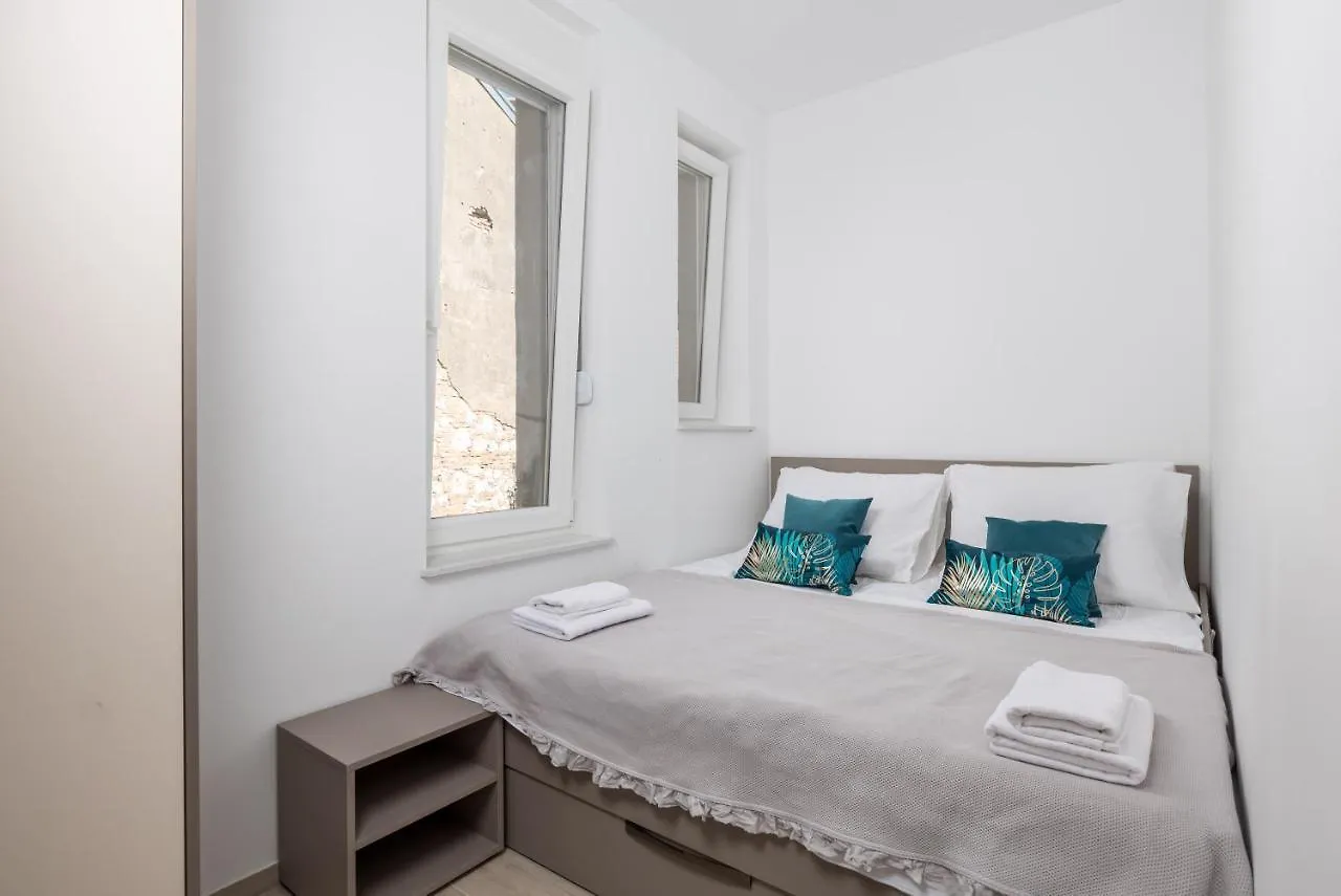 Balcony Apartment Pampas Rijeka