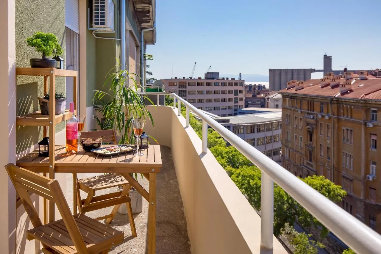 Balcony Apartment Pampas Rijeka