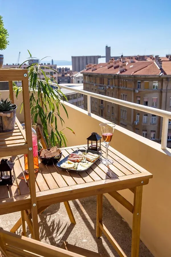 Balcony Apartment Pampas Rijeka